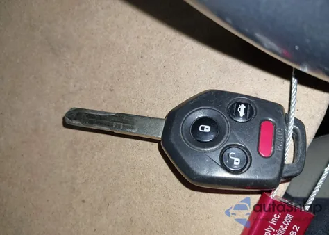 2013 Subaru Outback 2.5I Limited z USA, uszkodzony, nr VIN 4S4BRBKC9D3321651